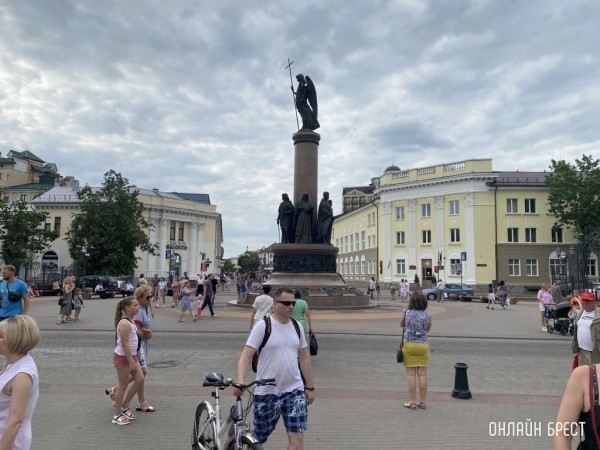 Ученые выяснили, сколько нужно ходить, чтобы снизить риск смерти Ученые выяснили, сколько нужно ходить, чтобы снизить риск смерти