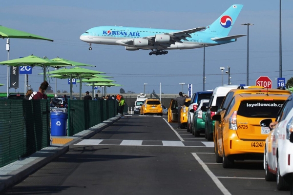 В какой стране перед посадкой в самолет просят взвеситься в аэропорту? В какой стране перед посадкой в самолет просят взвеситься в аэропорту?