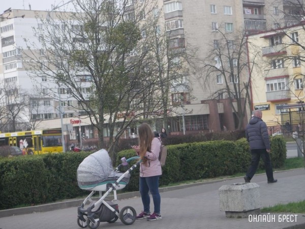 Как получить пособие по уходу за ребенком? Пояснили в Минтруда Как получить пособие по уходу за ребенком? Пояснили в Минтруда