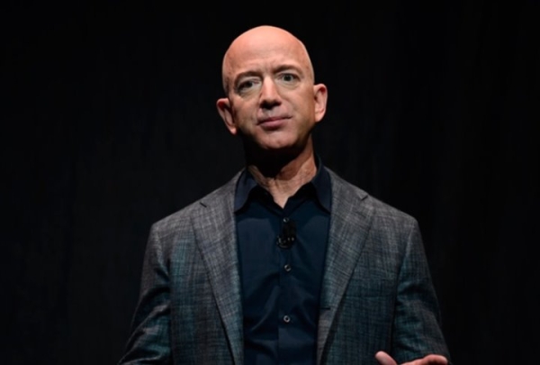 Илон Маск больше не самый богатый. Вот кто занял его место Илон Маск больше не самый богатый. Вот кто занял его место