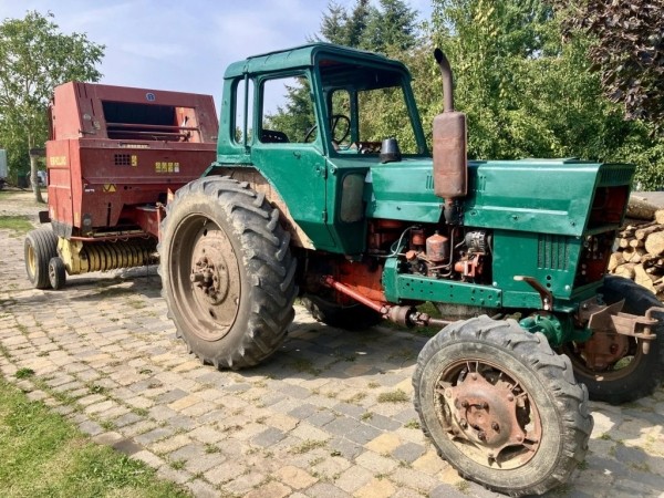 В Германии нашли угнанный трактор «Беларус» – воры перекрасили его В Германии нашли угнанный трактор «Беларус» – воры перекрасили его